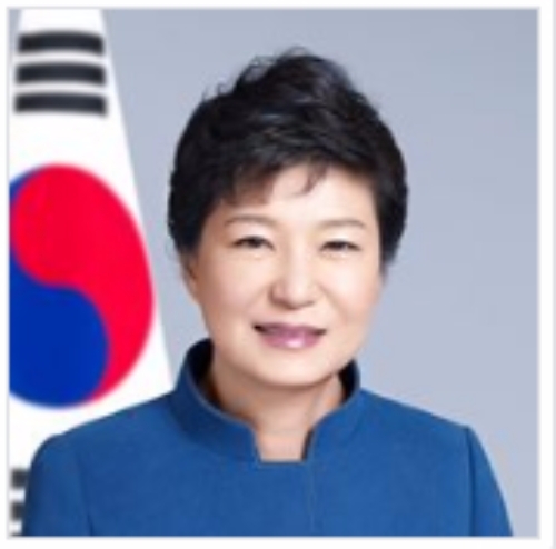박근혜 전 대통령이 오는 30일 법원의 구속 전 피의자심문에 출석한다.