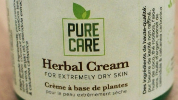 캐나다 보건부 (Health Canada)는 '퓨어 케어 허벌 크림'(PureCare Herbal Cream)에 대해 리콜 명령했다. 사진=캐나다 보건부
