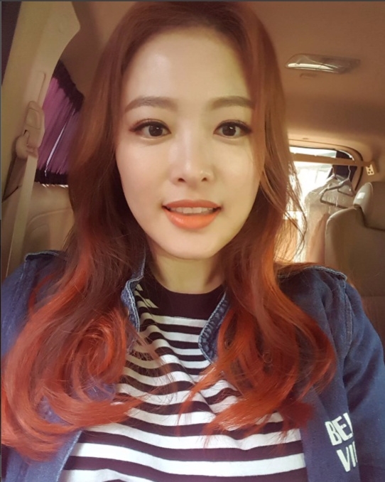 개그우먼 심진화가 16kg 감량 후 예능 프로그램과 홈쇼핑 등 잦은 방송 출연 요청에 즐거운 비명을 지르고 있다. /사진=심진화 인스타그램 캡처