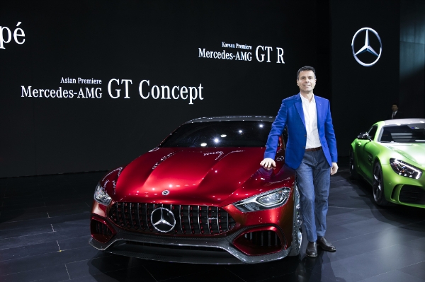 아시아 최초로 선보이 메르세데스-AMG GT 콘셉트 차량을 공개했다. 사진 -벤츠 코리아 제공 