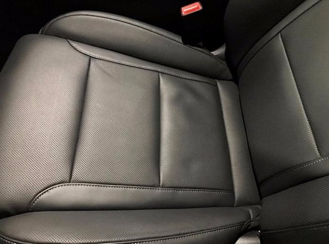 신형 그랜저에서 시트 밀림 현상이 발생하자 현대차는 보증수리를 약속했다. 사진=그랜저IG 동호회 