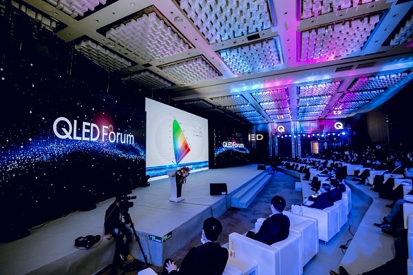 삼성전자가 지난 13일 중국 북경 국제컨벤션센터에서 열린 ‘QLED 국제포럼’에 참가해 시장확대를 본격적으로 선언했다.