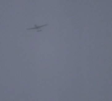 23일 오후 강원도 철원 최전방 지역 상공에서 한 비행체가 나타나 우리 군이 즉각 경고사격을 실시했다. 사진=YTN 캡처 