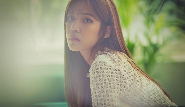 가수 김나영이 FT 아일랜드 10주년 기념곡 '사랑앓이'에 참여했다. 사진은 김나영 페이스북. 