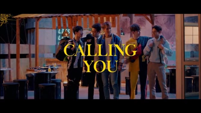 그룹 하이라이트의 신곡 ‘CALLING YOU'가 발매와 동시에 벅스 차트 1위를 차지했다. /출처=CALLING YOU M/V