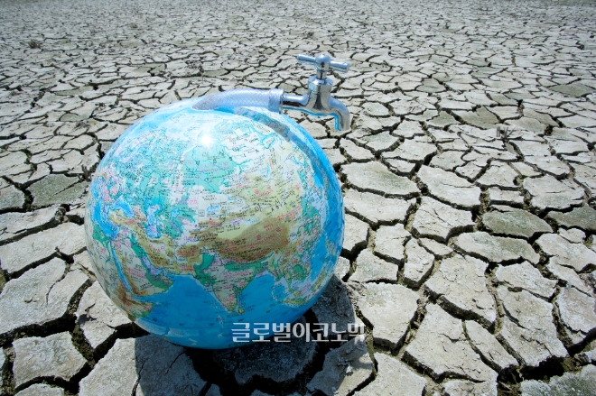 세계 온실가스 배출량 2위인 미국이 파리기후협정(파리협정) 탈퇴할 것으로 전해지며 협정 무효화 가능성에 전 세계에서 우려의 목소리가 높아지고 있다 / 자료=글로벌이코노믹