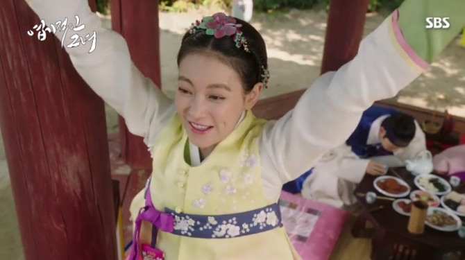 혜명공주는 자리에서 일어나 큰 소리로 “나는 집착 광녀다!”라고 외쳐 주원을 비롯한 그 자리에 있던 사람들을 당황케 했다. /출처=SBS
