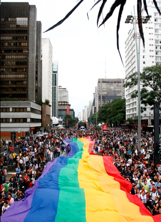 브라질 상파울로시에서 개최된 제17회 게이축제 퍼레이드 장면,  사진=위키피디아