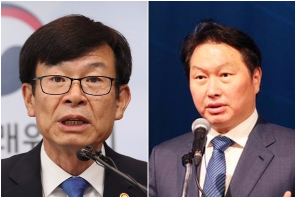 김상조 공정거래위원장(왼쪽)과 최태원 SK 회장 