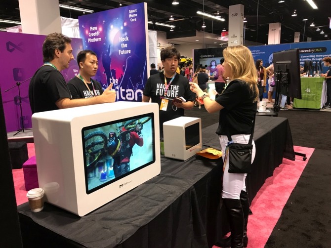 16일부터 24일까지  미국 캘리포니아주 애너하임 컨벤션 센터에서 열린 세계 최대 온라인 비디오 컨퍼런스 ‘비드콘(VidCon) 2017’에 타이탄플랫폼이 참가했다. 