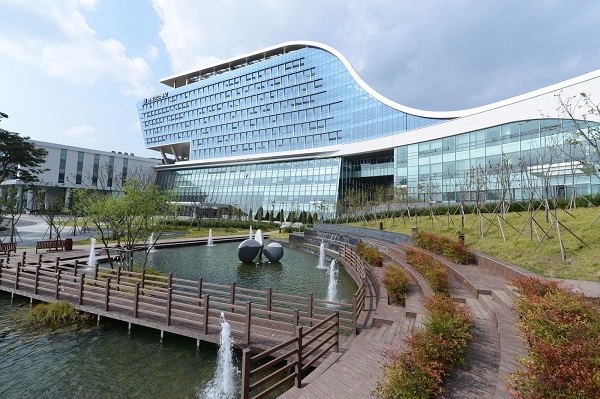 한국가스공사가 제11회 중소기업 기술개발 협력과제를 공모한다. 사진은 한국가스공사 본사 사옥. 