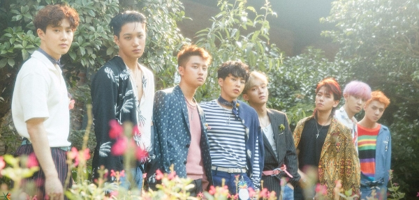 그룹 엑소(EXO)가 18일  정규 4집 '더 워'(THE WAR)를 선보였다. 