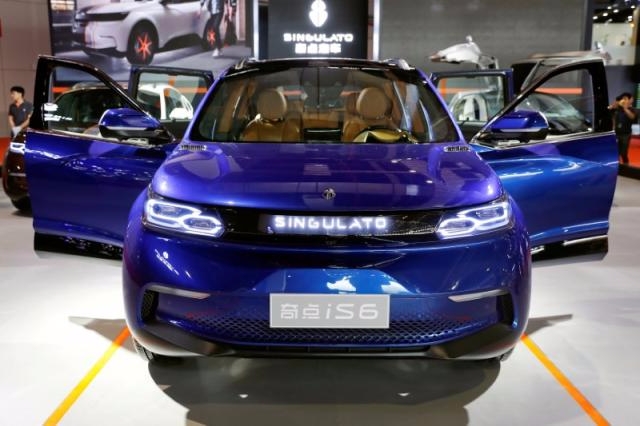 상하이 모터쇼에 전시된 지뎬치처의 주력 전기차 'iS6'. 자료=로이터/뉴스1