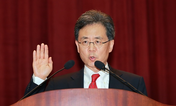 김현종 산업통상자원부 통상교섭본부장이 오늘 취임했다. 