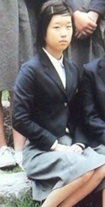 2014년 일부 온라인 커뮤니티에 '서예지 졸업사진'이란 이름을 달고 올라온 사진. 