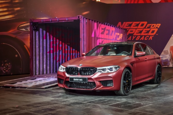 BMW는 뉴 M5 모델을 23일 독일에서 세계 최초로 공개했다. 국내는 내년 4월 출시예정이다. 사진=BMW코리아 제공