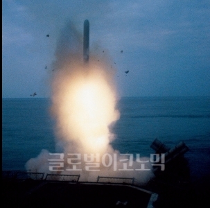 미국 국방부는 29일(현지시간) 북한이 전날 발사한 물체를 중장거리탄도미사일(IRBM)로 파악된다고 밝혔다.