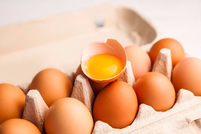 유럽의 슈퍼마켓에서는 살충제 계란 수백만개가 선반에서 모조리 회수되는 사태가 이어지고 있다. 자료=글로벌이코노믹