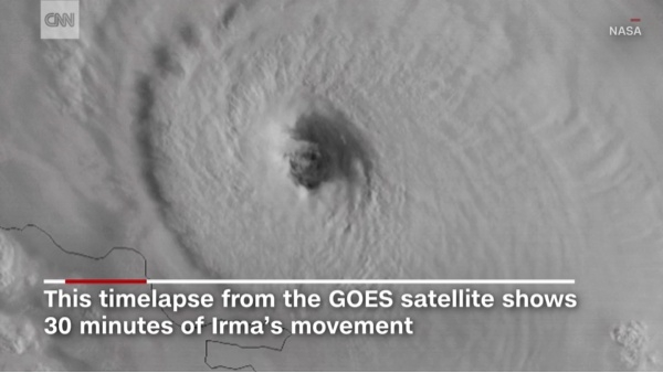 나사가 카리브 해 일대를 강타한 초대형 허리케인 ‘어마’(Irma)를 촬영한 영상. 어마는 도미니카공화국-아이티 북부-쿠바 동부를 통과해 주말께 미국 플로리다 주에 상륙할 것으로 전망된다 / 사진=CNN 캡처