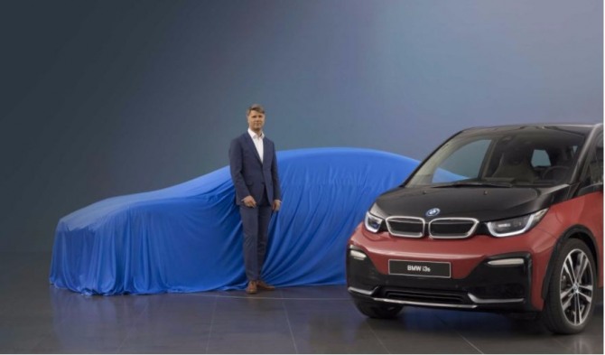 BMW 그룹은 2017 프랑크푸르트 모터쇼에서 i5 전기차 콘셉트 모델을 선보인다. 