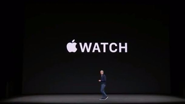 13일 오전 애플 신제품 공개 행사에서 팀쿡 애플 CEO가 자가 시계 브랜드 ‘애플워치’가 세계 1위 시계 브랜드에 등극했다고 밝혔다.
