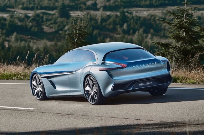 독일 자동차 보그바르트는 미래형 전기 콘셉트카 이사벨라를 공개했다. 