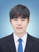 신진섭 산업부 기자.
