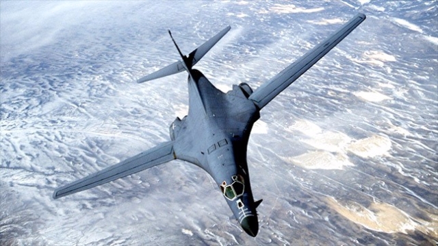 죽음의 백조라 불리는 B-1B 랜서 폭격기.사진=미공군