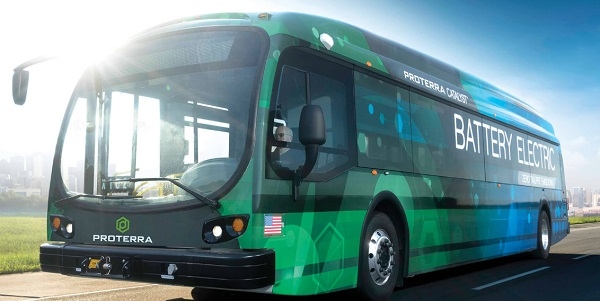 LG화학이 미국 전기버스 업체 프로테라와 대형 차량에 최적화된 배터리 셀을 공동 개발한다.