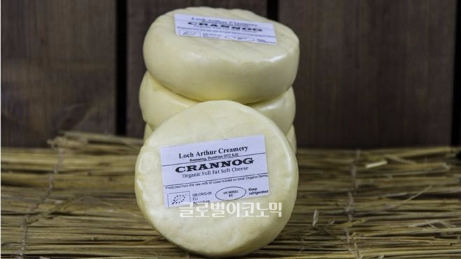 로크 아서 크리머리의 치즈 '크래너그'.