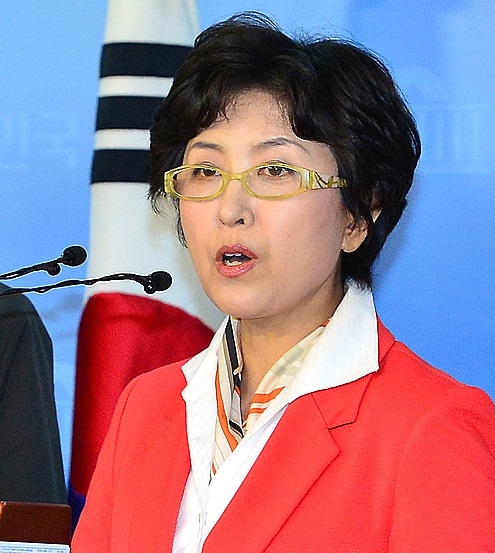 정미홍 전 아나운서가 고 노무현 대통령 부인 권양숙여사와 문재인 대통령 부인 김정숙 여사를 겨냥해 독설을 퍼부어 파문이 일고 있다. /뉴시스 자료사진