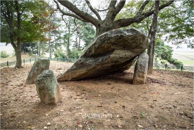 부여 산직리 지석묘