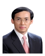 삼성벤처투자 대표이사직에 내정된 전용배  삼성화재 경영지원실장 부사장.