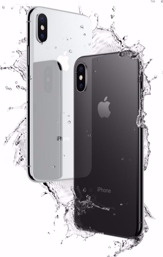 스퀘어트레이드가 실시한 낙하실험에서 아이폰X는 역대 아이폰 가운데 파손 가능성이 가장 높은 아이폰으로 나타났다.