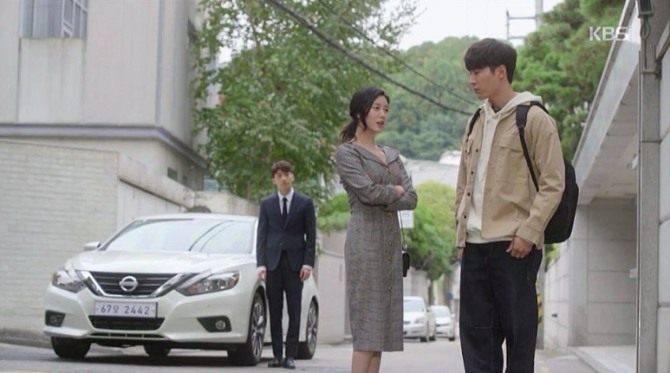 KBS2 주말드라마 '황금빛 내인생'에서 이색조합인 최서현 역의 이다인(가운대)과 서지호 역의 신현수(오른쪽)의 러브라인 향방에 대해 시청자들의 관심이 고조되고 있다. 사진=신현수 인스타그램 캡처
