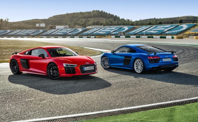 더 뉴 아우디 R8 V10 플러스 쿠페(The New Audi R8 V10 plus Coupe).