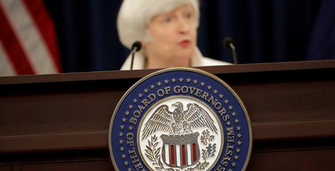 미 연준이 12월 금리인상을 시사한 FOMC 의사록을 공개했다. 대부분의 연준 위원들이 저물가 우려에도 금리는 인상해야 한다는 입장을 밝히며 연내 추가 금리인상이 확실시되고 있다 / 사진=로이터/뉴스1