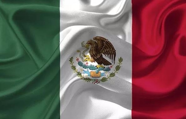 멕시코 경영자연맹은 최저임금을 10% 인상했다고 발표했다.