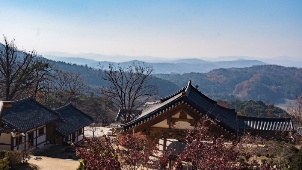 천년 이상의 전설을 품고 있는 부석사