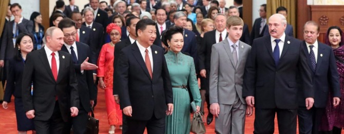 5월 베이징에서 개최된 '일대일로 국제협력 정상회담'에 푸틴 대통령 등 28개국 정상이 참석했다. 인도만이 일대일로 포럼을 공식 보이콧한 유일한 나라가되었다. 자료=중국외무성