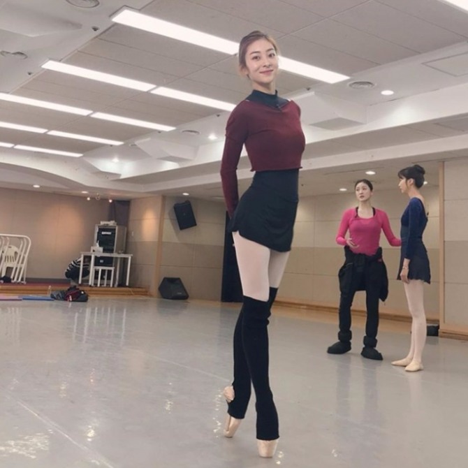 백조클럽' 왕지원x오윤아, 이 몸매 현실?…"백조 맞네"