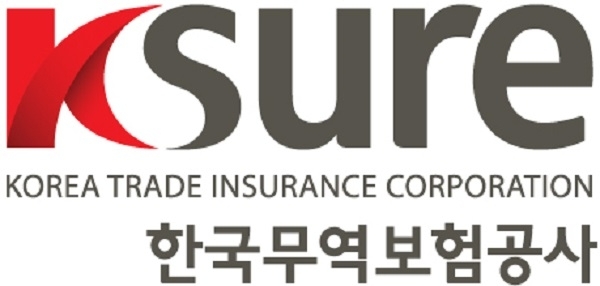 한국무역보험공사가 16명의 기간제 근로자를 정규직으로 전환했다. 