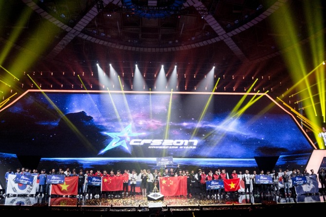 스마일게이트 엔터테인먼트가 지난 3일 중국 시안(西安)에서 진행한 ‘크로스파이어’ e스포츠대회 ‘CFS 2017 그랜드 파이널(CROSSFIRE STARS 2017 Grand Finals)’의 글로벌 시청자수가 작년 대비 약 47% 증가해 역대 최다인 3700만 명을 돌파했다.  