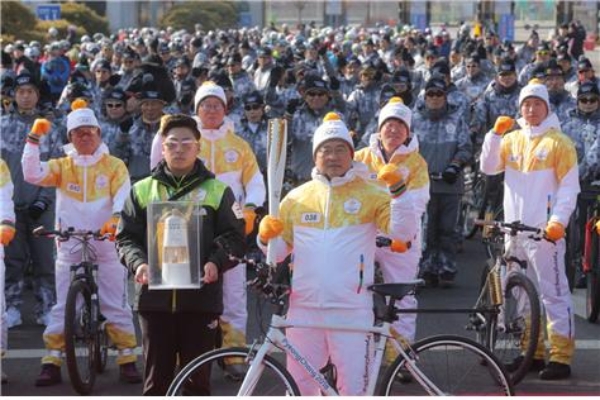 평화 테마 자전거 봉송 (파주 남북출입사무소)