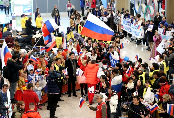 국제올림픽위원회(IOC)는 소치 동계올림픽 러시아 선수단의 도핑 조작 사건으로 러시아 국가선수단의 평창 동계올림픽 참가를 불허했다. 이들은 개인 자격으로 '러시아 출신 올림픽 선수(Olympic Athletes from Russia·OAR)' 소속으로 평창 동계올림픽에 출전한다. / 뉴시스