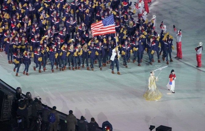 NBC 올림픽 페이스북 공식 페이지. 미국 대표선수단 입장 장면.