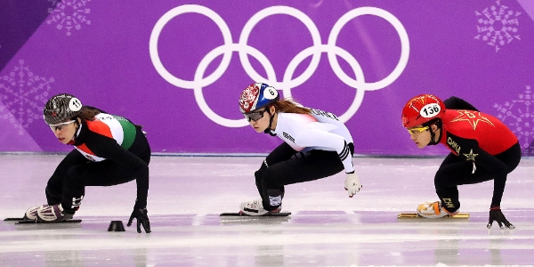최민정 선수(가운데). /사진=뉴시스
