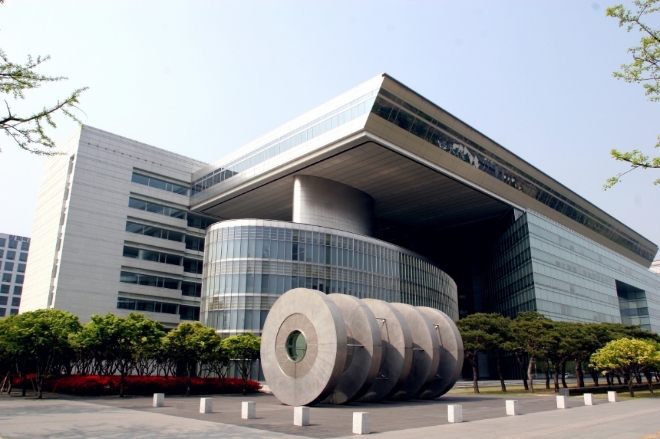 서울 영등포구 여의도에 위치한 KDB산업은행 본점.