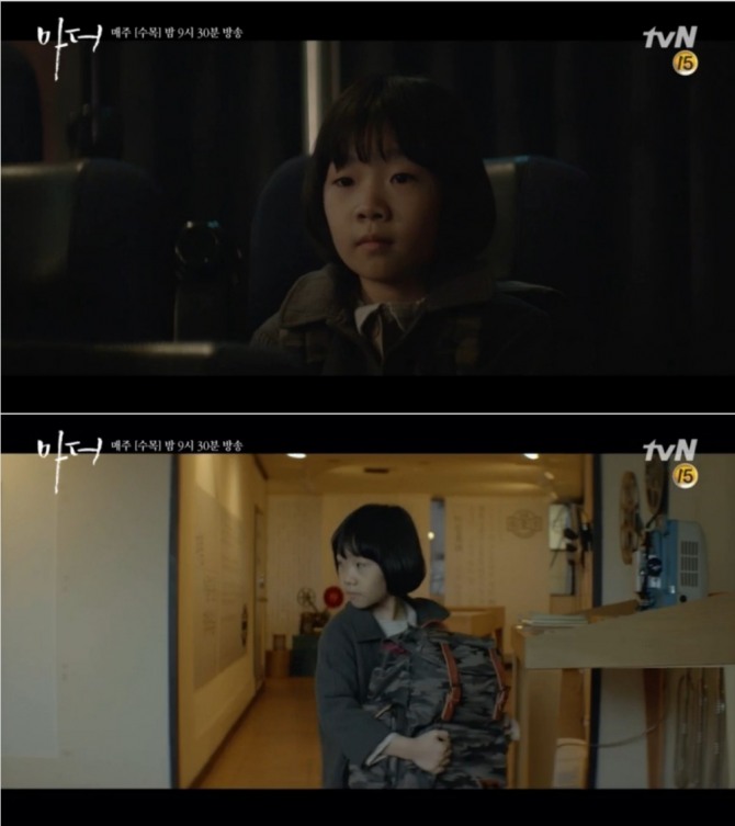 14일 방송되는 tvN 수목드라마 '마더' 15회에서는 혜나(허울)가 친엄마보다 더 엄마의 정을 느끼는 강수진(이보영)을 찾아가기 위해 몰래 시설을 빠져나와 긴장감을 고조시킨다. 사진=tvN 영상 캡처