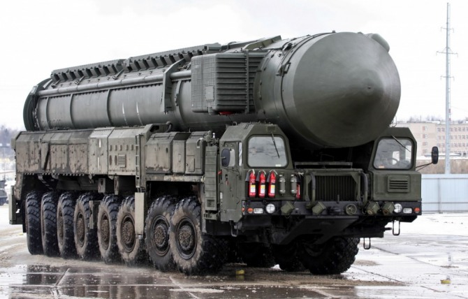 미국의 미사일 방어 체계를 무력화 할 수 있는 러시아의 새로운 'RS-28 Sarmat ICBM'